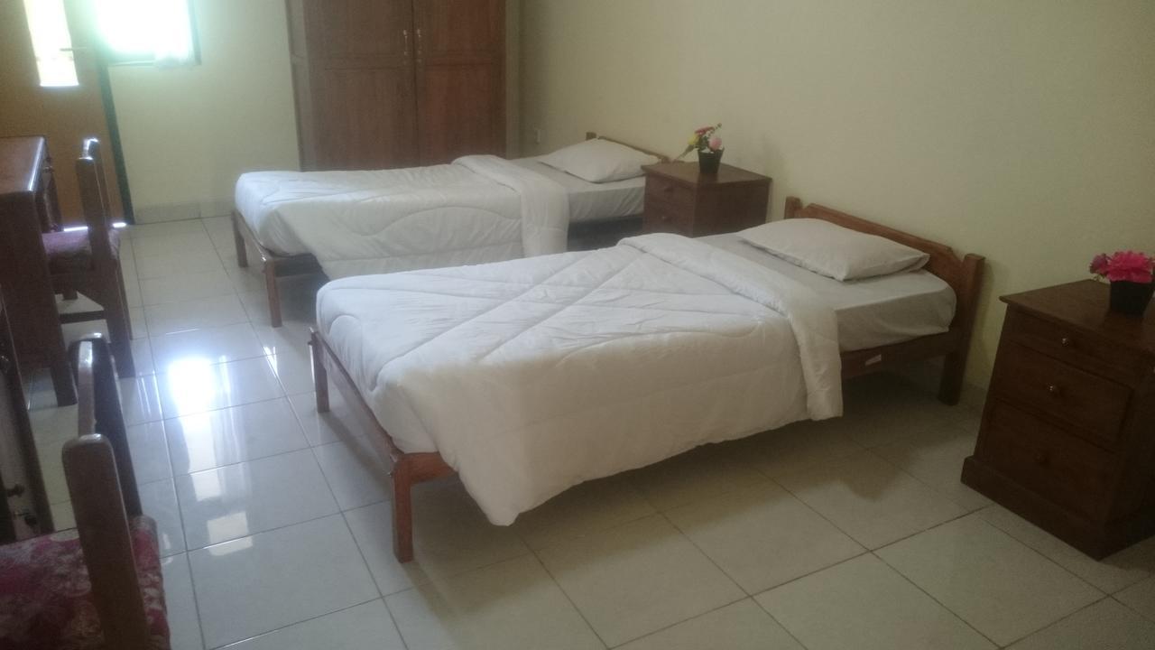 Edutel Undiksha Hotel Singaraja Exterior foto