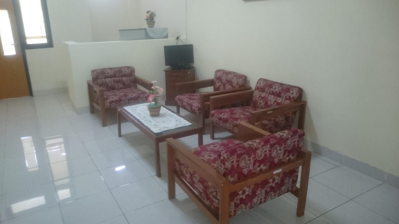 Edutel Undiksha Hotel Singaraja Exterior foto